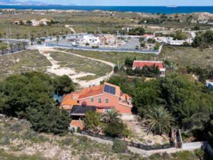 Villa en venta en Santa Pola
