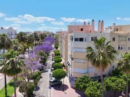 Apartamento en venta en Estepona