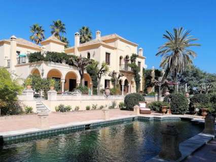 Villa en venta en Estepona