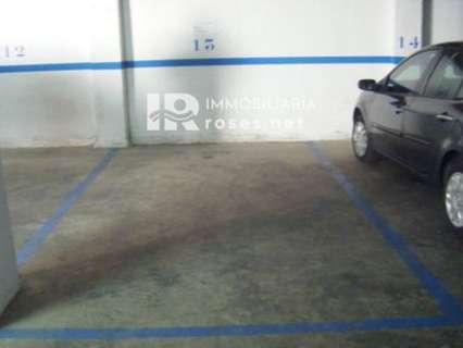Plaza de parking en venta en Roses