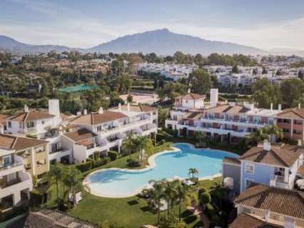 Apartamento en venta en Estepona