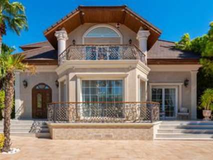 Villa en venta en Quesada