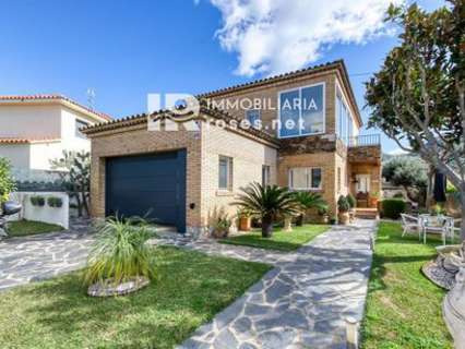 Villa en venta en Roses