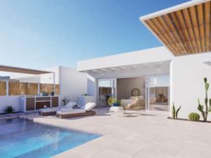 Villa en venta en Los Alcázares