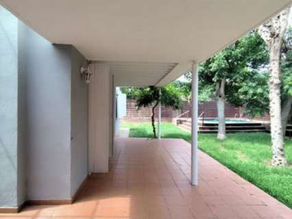 Casa en venta en Almensilla