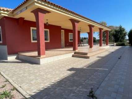 Villa en venta en Albatera