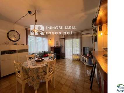 Apartamento en venta en Roses