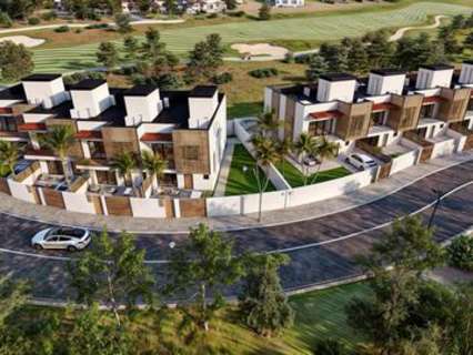 Villa en venta en Estepona