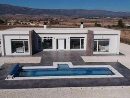 Villa en venta en El Pinós/Pinoso