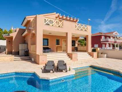 Villa en venta en Quesada