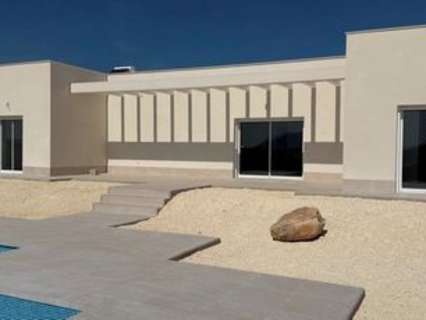 Villa en venta en El Pinós/Pinoso
