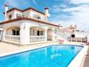 Villa en alquiler de temporada en Mont-Roig del Camp