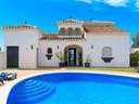 Villa en alquiler de temporada en Torrox