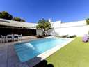 Villa en alquiler de temporada en Mont-Roig del Camp