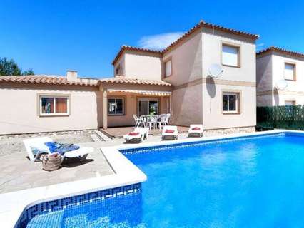 Villa en alquiler de temporada en Mont-Roig del Camp