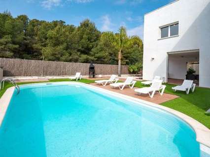 Villa en alquiler de temporada en Mont-Roig del Camp