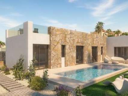 Villa en venta en Algorfa