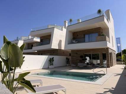 Villa en venta en Pilar de la Horadada