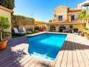 Villa en alquiler de temporada en Rincón de la Victoria