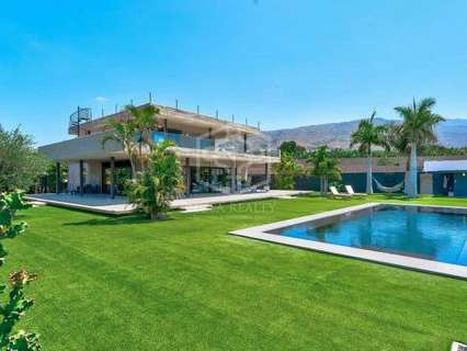 Villa en venta en Adeje