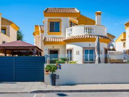 Villa en venta en Guardamar del Segura