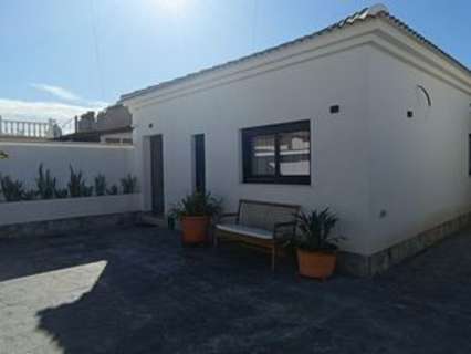 Villa en venta en Torrevieja