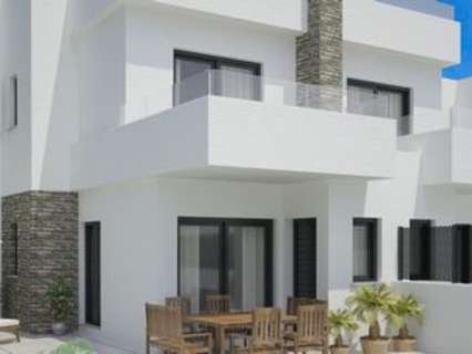Villa en venta en Orihuela