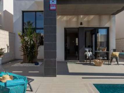 Villa en venta en Quesada