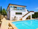 Villa en venta en Roses