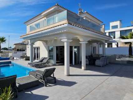 Villa en venta en Guardamar del Segura