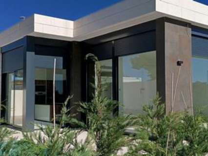 Villa en venta en Pilar de la Horadada