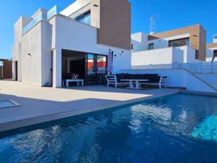 Villa en venta en Algorfa