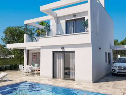 Villa en venta en Los Alcázares