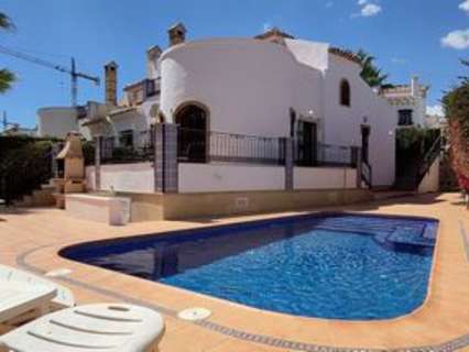 Villa en venta en Algorfa