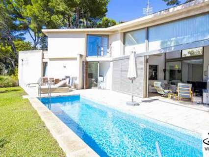 Villa en venta en Calvià Costa de la Calma