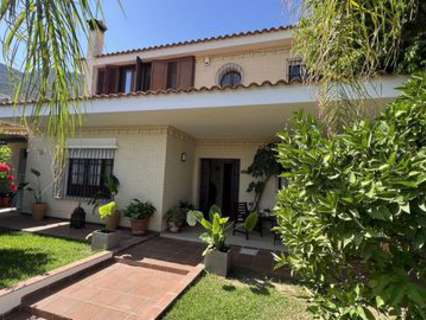 Villa en venta en Alhaurín de la Torre