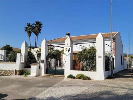 Villa en venta en Lora de Estepa