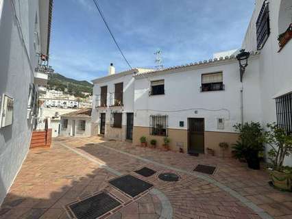 Villa en venta en Benalmádena