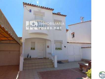 Villa en venta en Roses