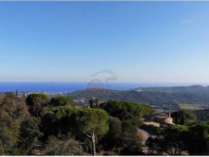 Parcela en venta en Castell-Platja d'Aro