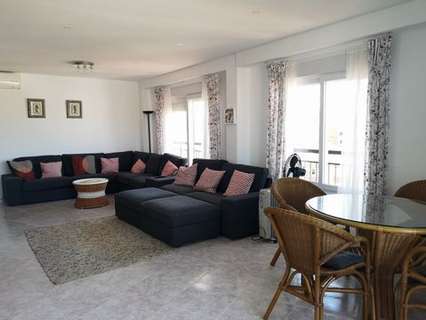 Apartamento en alquiler en Oliva