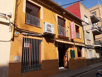 Local comercial en alquiler en Oliva