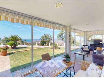 Villa en venta en Algarrobo