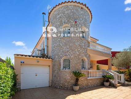 Villa en venta en Roses