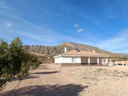 Villa en venta en Abanilla