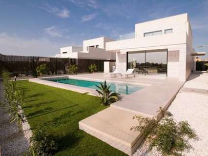 Villa en venta en Los Montesinos