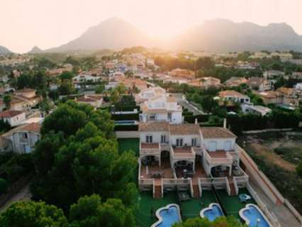 Villa en venta en La Nucía