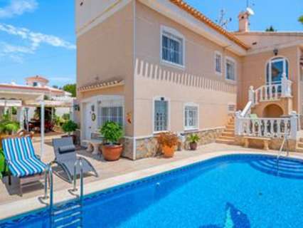 Villa en venta en Quesada