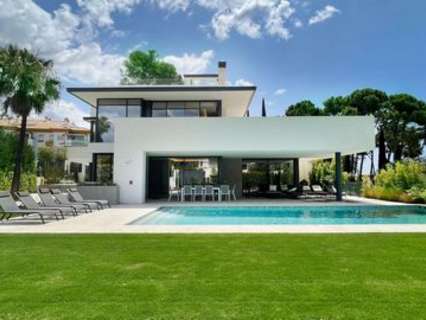 Villa en venta en Marbella