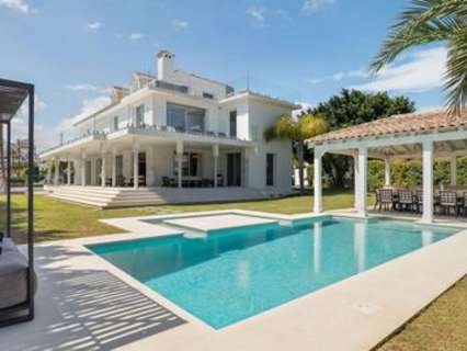 Villa en venta en Marbella